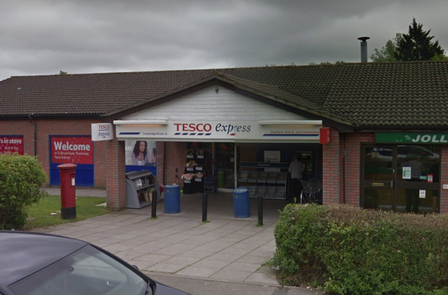 Knifemen 'with covered faces' steal money from Tesco Express in
