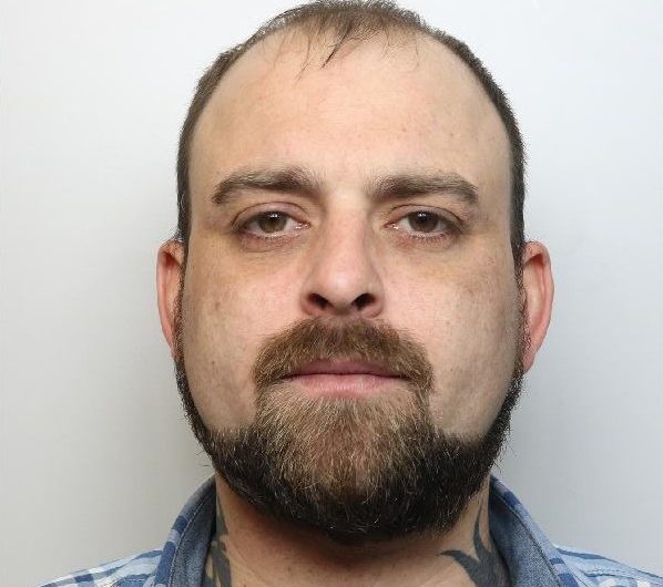  35  year  old  Swindon man  sought by police over domestic 