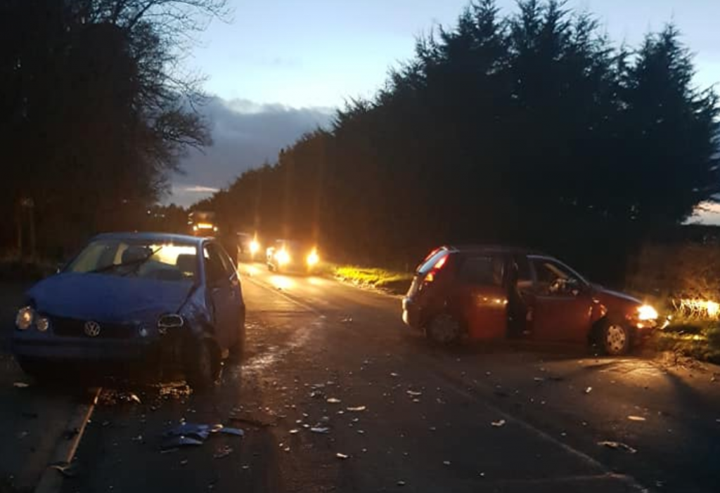 Road between Lyneham and Royal Wootton Bassett closed after crash