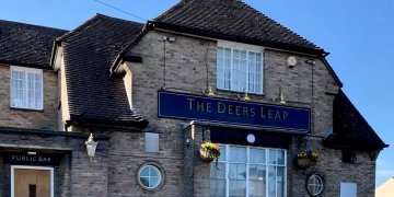 Police officers assaulted after Swindon pub discovered open during lockdown