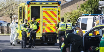 Wiltshire Air Ambulance lands for serious medical incident in Swindon street