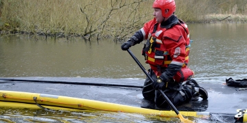 Water rescue firefighters respond to help men who entered River Avon