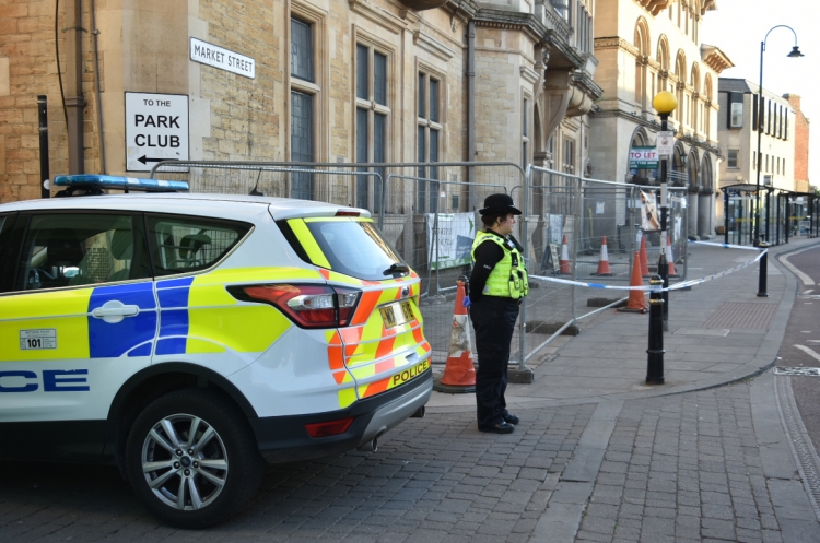 Crime scene in place as CID investigate serious incident in Trowbridge