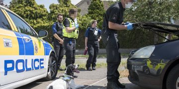 Suspected drug dealer arrested as police raid house in Swindon