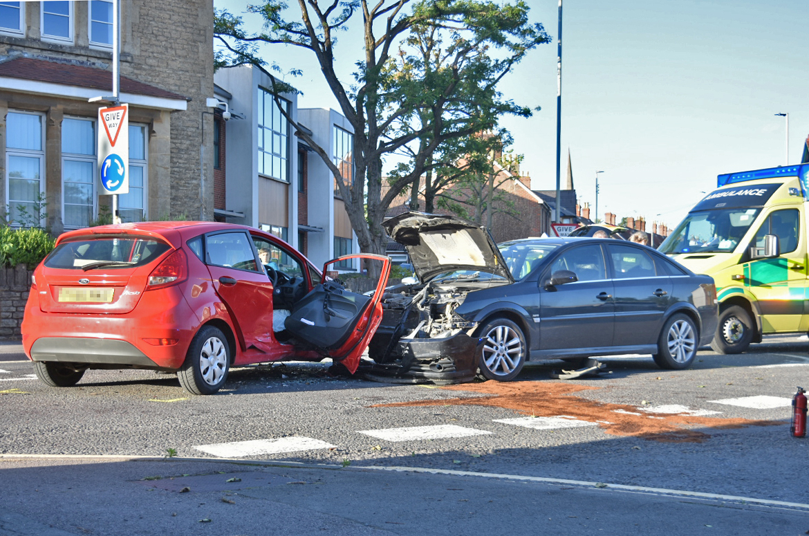 Suspected drink driver arrested following headon crash in Chippenham