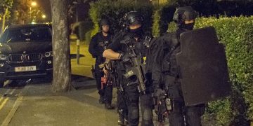 Armed police raid house after crime scene put in place around car in Swindon