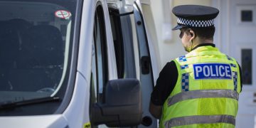 Suspected London drug dealers arrested at vulnerable person’s house in Swindon