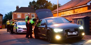 Police seize car with no insurance after it speeds down Great Western Way