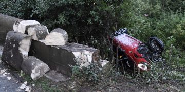 Car plunges into River Avon after striking bridge near Chippenham