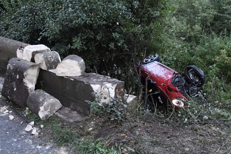 Car plunges into River Avon after striking bridge near Chippenham