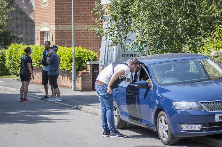 Plain-clothed police raid house and arrest suspected drug dealer in Swindon