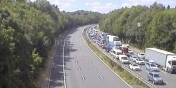 M4 closed eastbound at Newbury due to serious road traffic collision