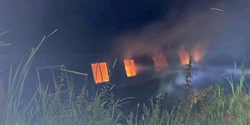 Narrowboat destroyed in blaze on Kennet and Avon Canal in Devizes