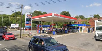 Man left with fractured eye socket after early morning Chippenham assault