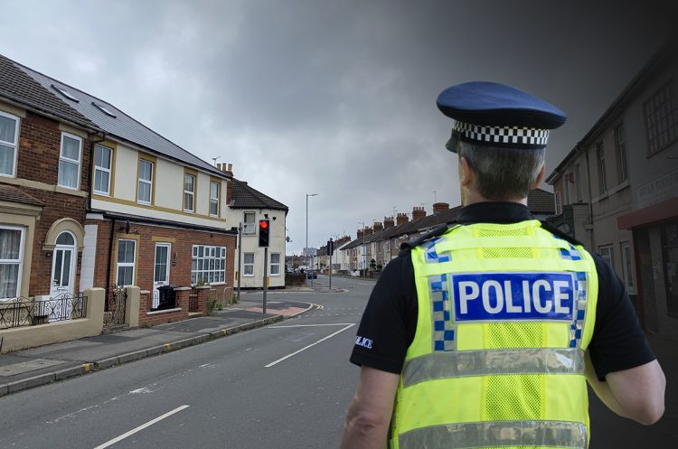 Man drives off at high speed as female passenger screams for help in Swindon