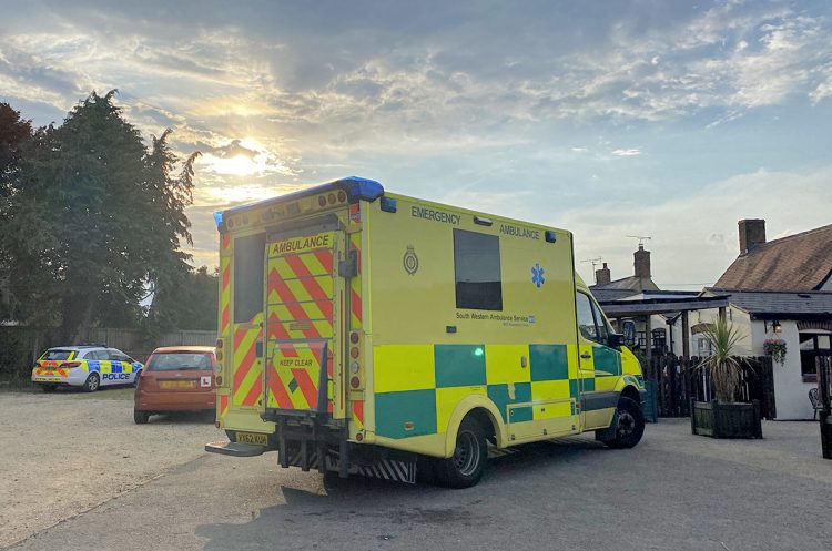 Man suffers serious facial injuries after being glassed at pub near Swindon