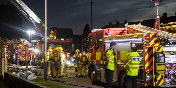 Six fire crews battle major blaze involving terraced houses in Swindon