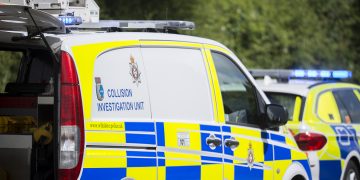 Two dead and three seriously injured in two separate collisions on M4 in Wiltshire