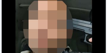 Armed police called to Cricklade after man posts selfie with gun to his head