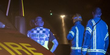 Major search involving two helicopters after reports of parachutist hitting pylon