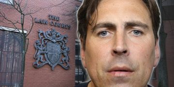 Royal Wootton Bassett man jailed after hitting ex-girlfriend with glass bottle