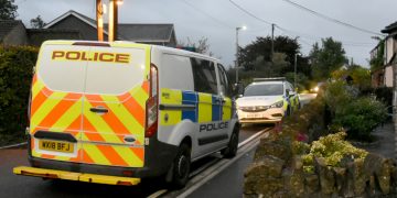 Frome residents told to stay indoors as armed police called to man with weapon