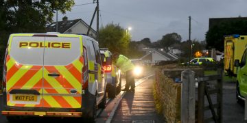 Frome residents told to stay indoors as armed police called to man with weapon