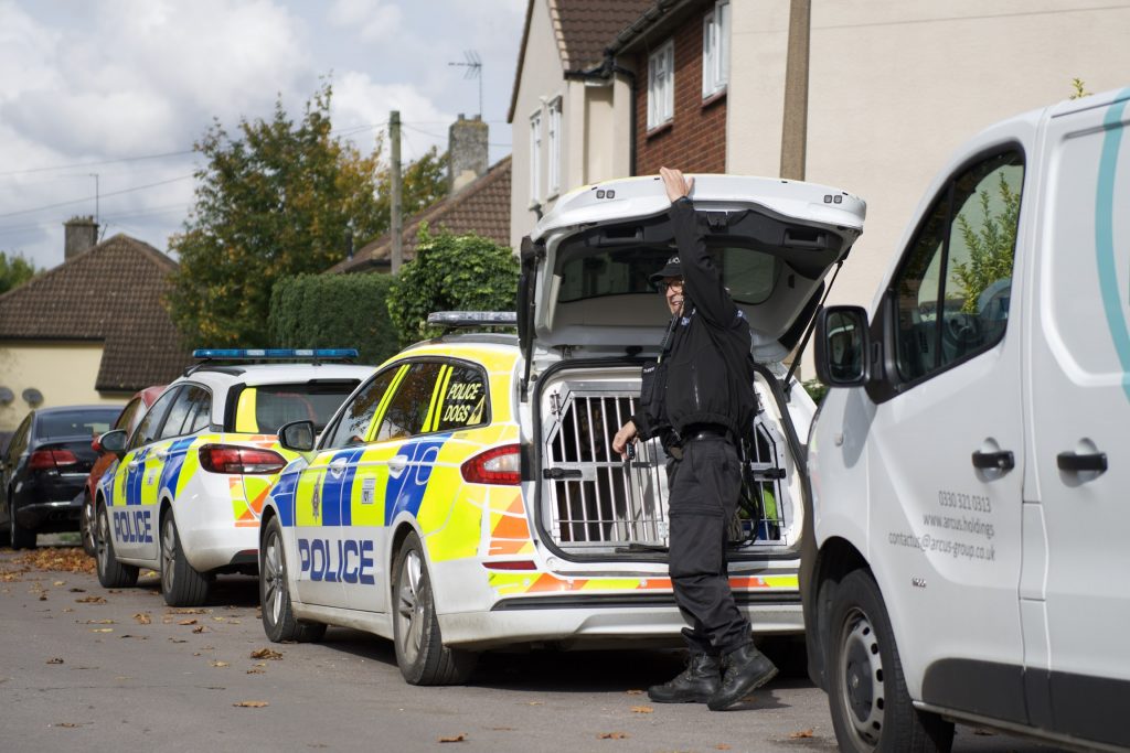 Single fraud investigation service scotland