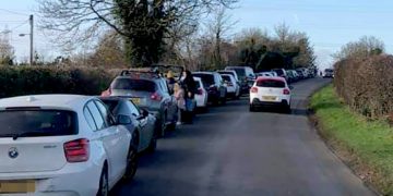 Parking issues and safety fears as thousands visit Whitehall Garden Centre