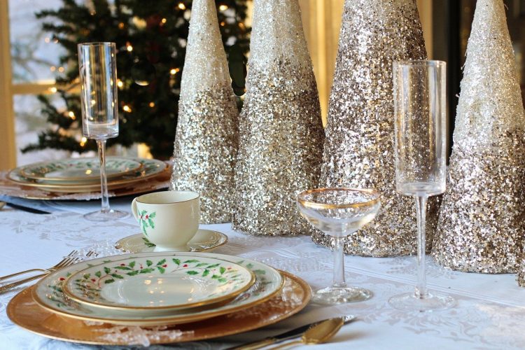 Quick Guide to Planning a Virtual Christmas Party This Year for Your Business