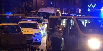 Four boys arrested as knife and machete seized after attempted robbery in Swindon