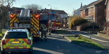 Wiltshire and Oxfordshire fire crews battle house blaze in Swindon
