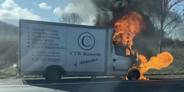 Plumes of smoke seen as firefighters race to van fire on M4 in Swindon