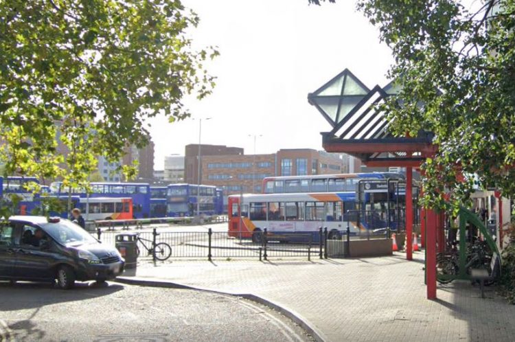 Man arrested for serious assault – possibly involving knife – in Swindon town centre