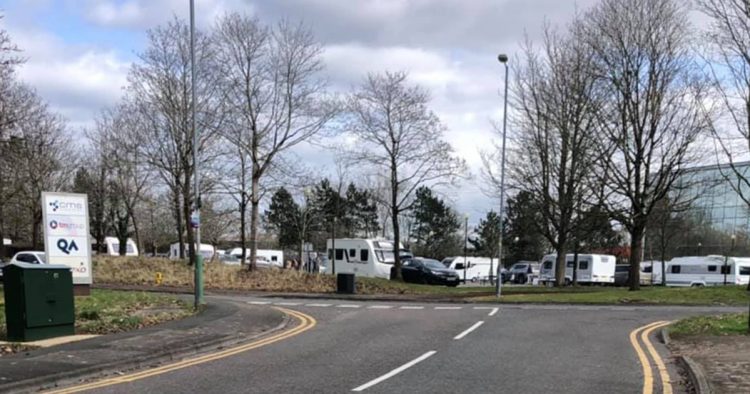 Group of travellers set up illegal encampment on Swindon business park