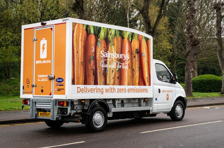 Customer called police on drunk Sainsbury’s driver after driveway crash
