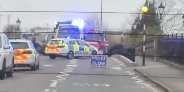 Emergency services respond as person threatens to jump from Melksham Town Bridge