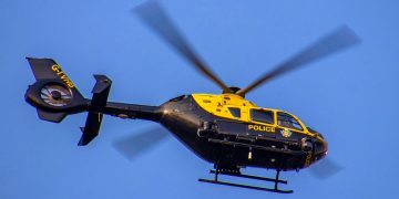 Machete-wielding teenagers on mopeds spark police helicopter search