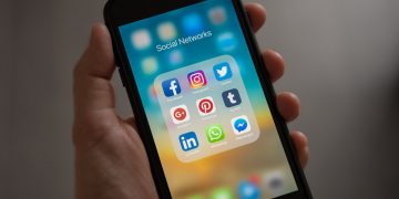 Court order for paedophile caught talking to teenage girls on social media