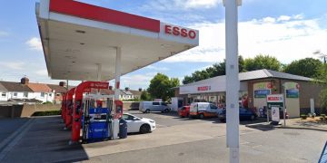 Swindon boy, 15, found with machete during service station forecourt arrest