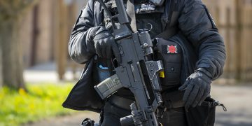 Man arrested for firearms offence after armed police swarm Swindon street