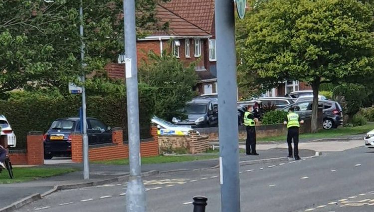 Teenage boy arrested after armed police deployed to incident in Swindon
