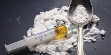 Three people treated by medics as police issue warning over ‘dodgy batch of heroin’