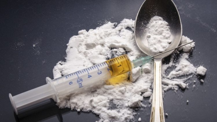Three people treated by medics as police issue warning over ‘dodgy batch of heroin’