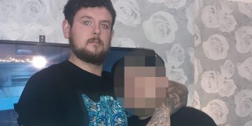 Swindon man who assaulted four police officers told he may go to prison