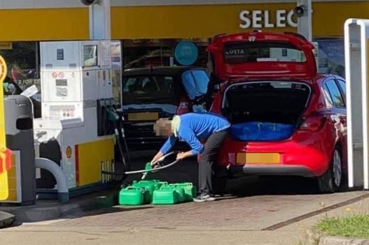 Woman spotted filling jerrycans with petrol near Trowbridge branded “d**khead”