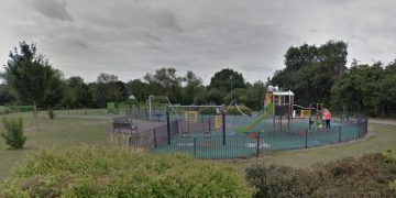 17-year-old boy threatened teenage girls with machete at Swindon play park
