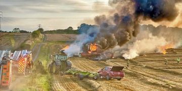 Incredible photograph captures combine harvester fire in Wiltshire