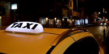 Fake taxi driver picked up woman, made sexual comments and touched her leg