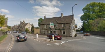 Man, 23, arrested after it’s alleged he threatened people outside Wiltshire pub